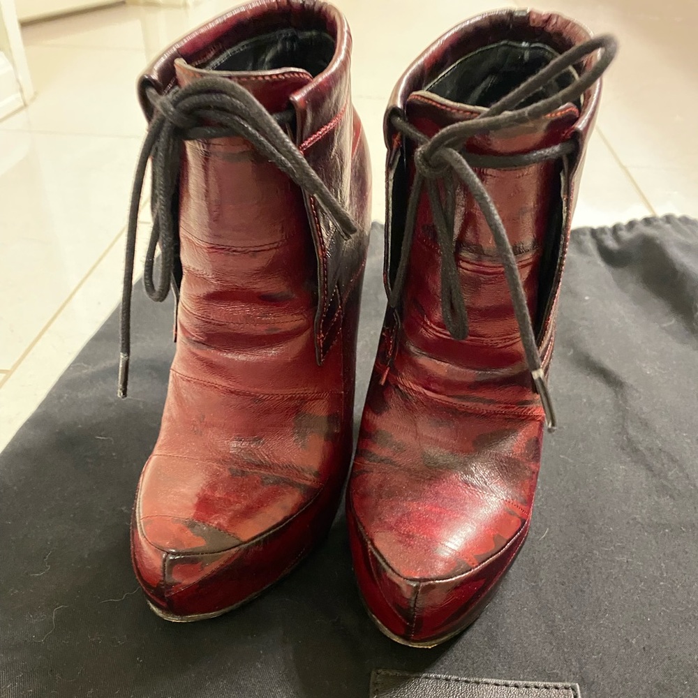 Alexander Wang Eel Skin Booties. Red. Size 37